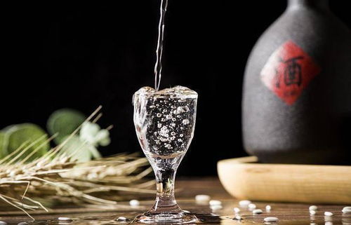 白酒新國標今日起正式實施,酒精調(diào)制和勾兌酒被踢出白酒行列